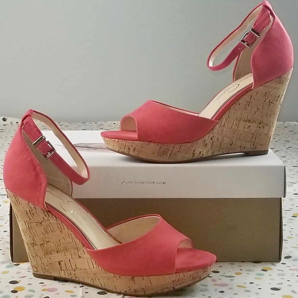 Jessica Simpson Jarella Hibiscus Wedges 8.5•NIB
